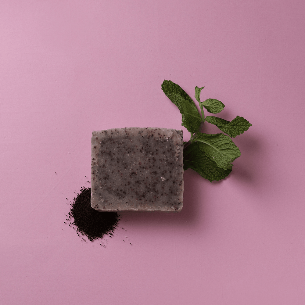 
                  
                    Jabón Café + Menta
                  
                