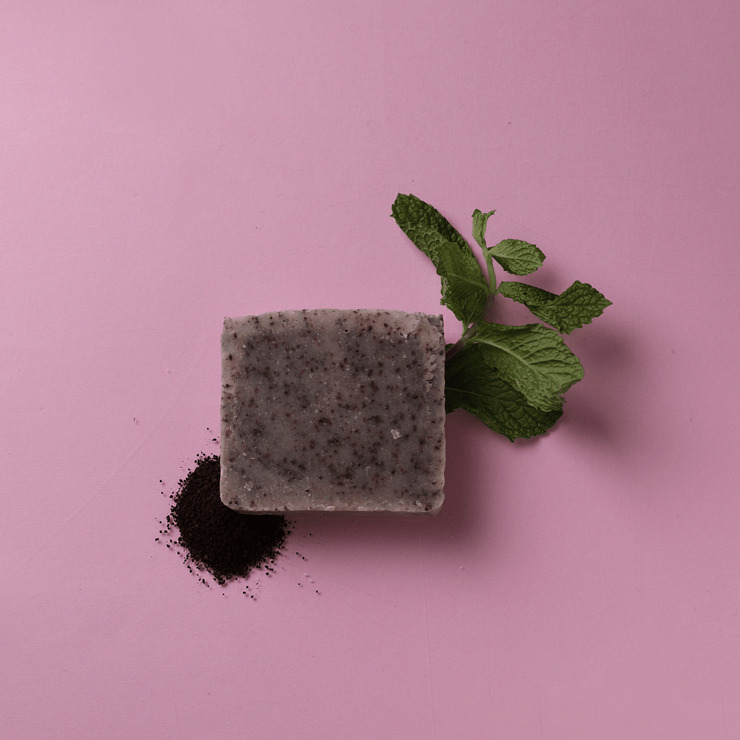 
                  
                    Jabón Café + Menta
                  
                